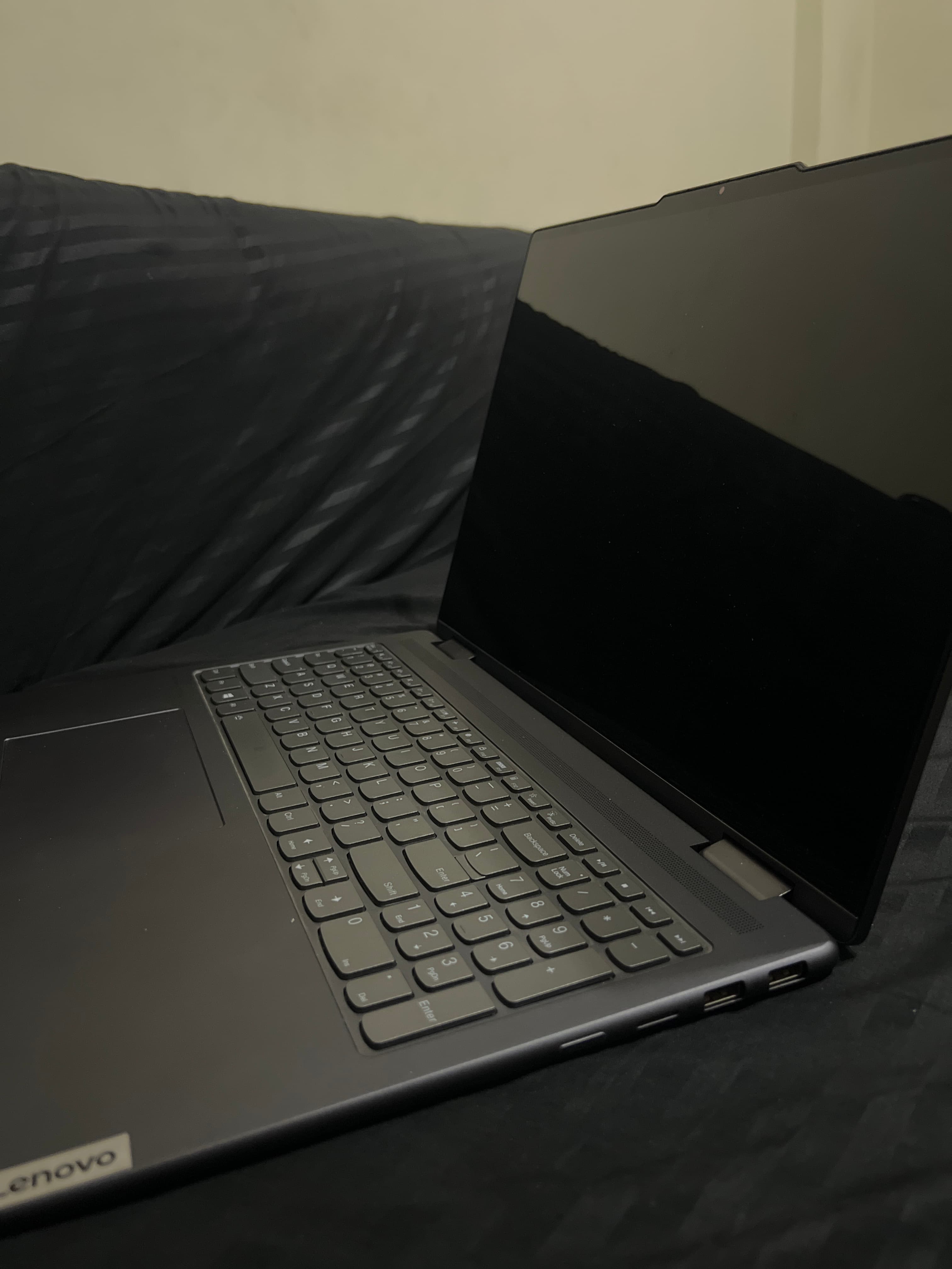 Other Lenovo Yoga 7 13th Generation Core i7 512GB
